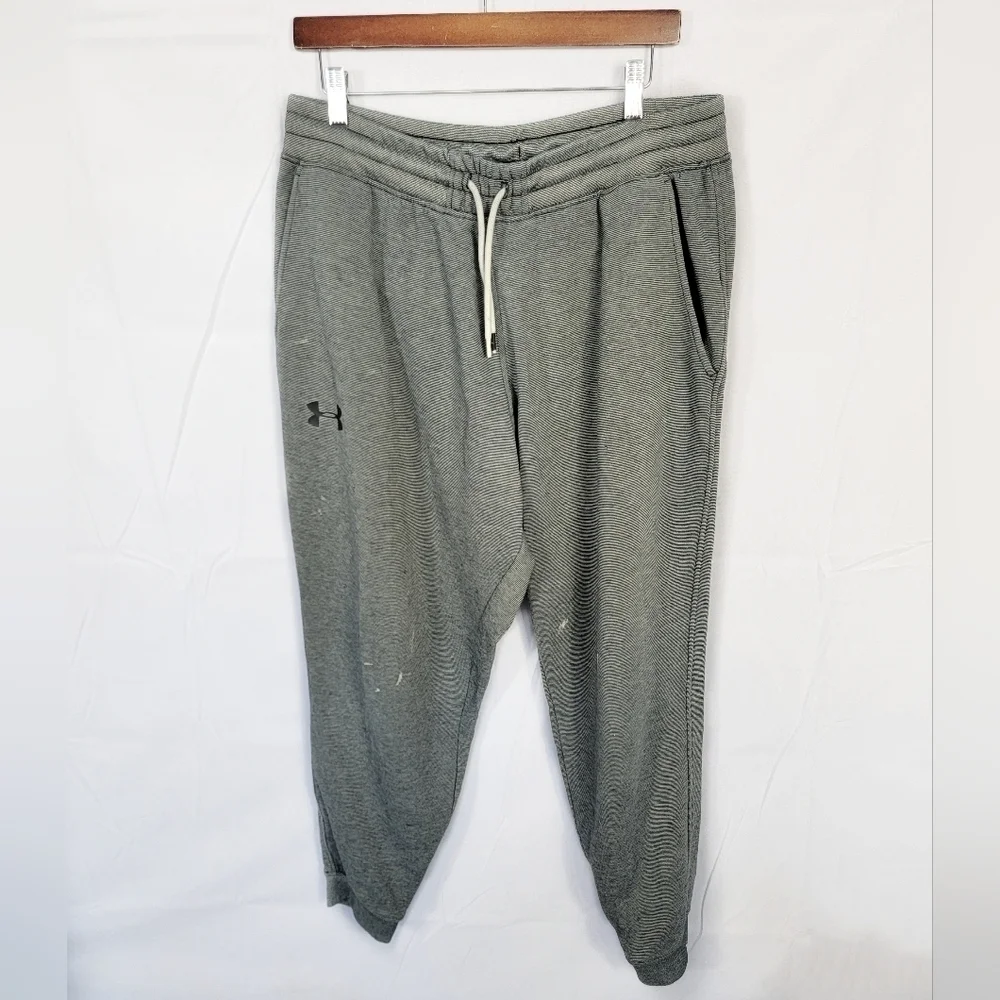 Men's XL Under Armour sweats